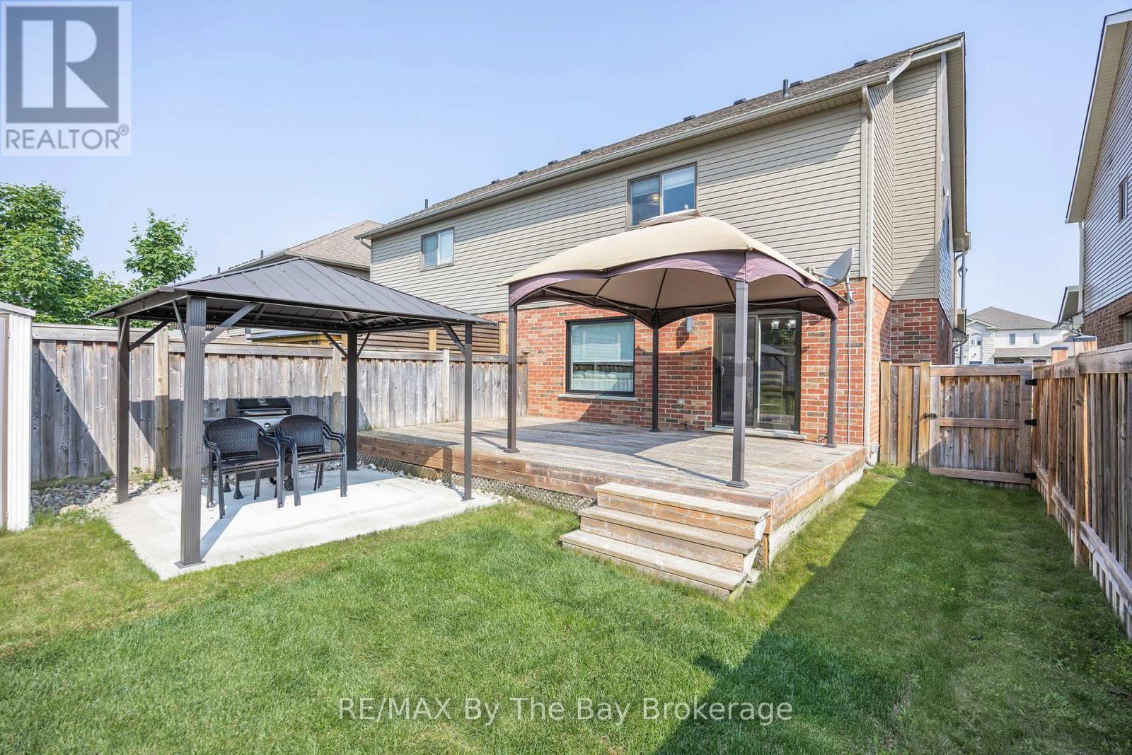 182 Banting Crescent, Essa, Ontario  L0M 1B6 - Photo 25 - N12220828