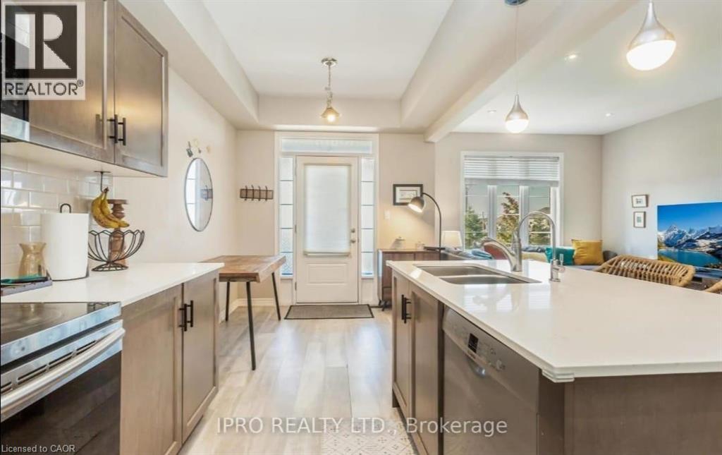 324 Equestrian Way Unit# 78, Cambridge, Ontario  N3E 0E2 - Photo 9 - 40741316