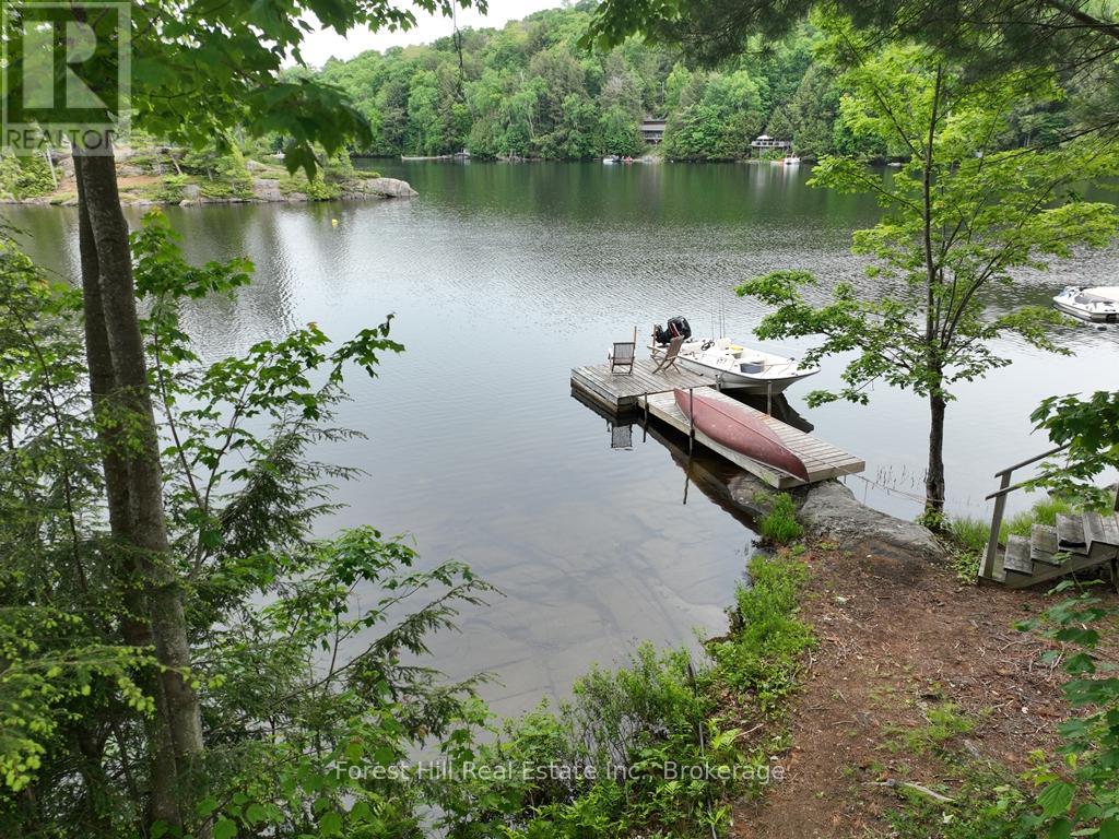 1293 Causeway Drive, Algonquin Highlands, Ontario  P0A 1E0 - Photo 17 - X12220894