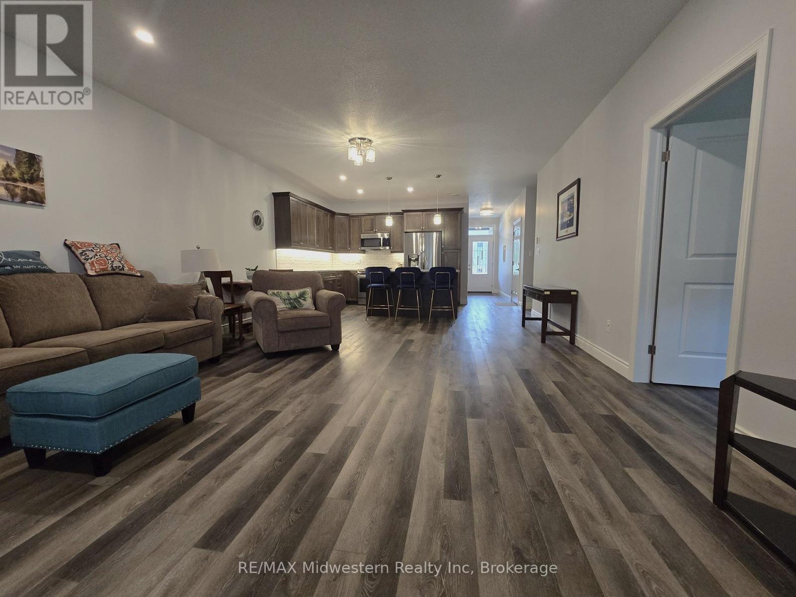 #71 - 375 Mitchell Road S, Perth South, Ontario  N4W 0H4 - Photo 11 - X12220928
