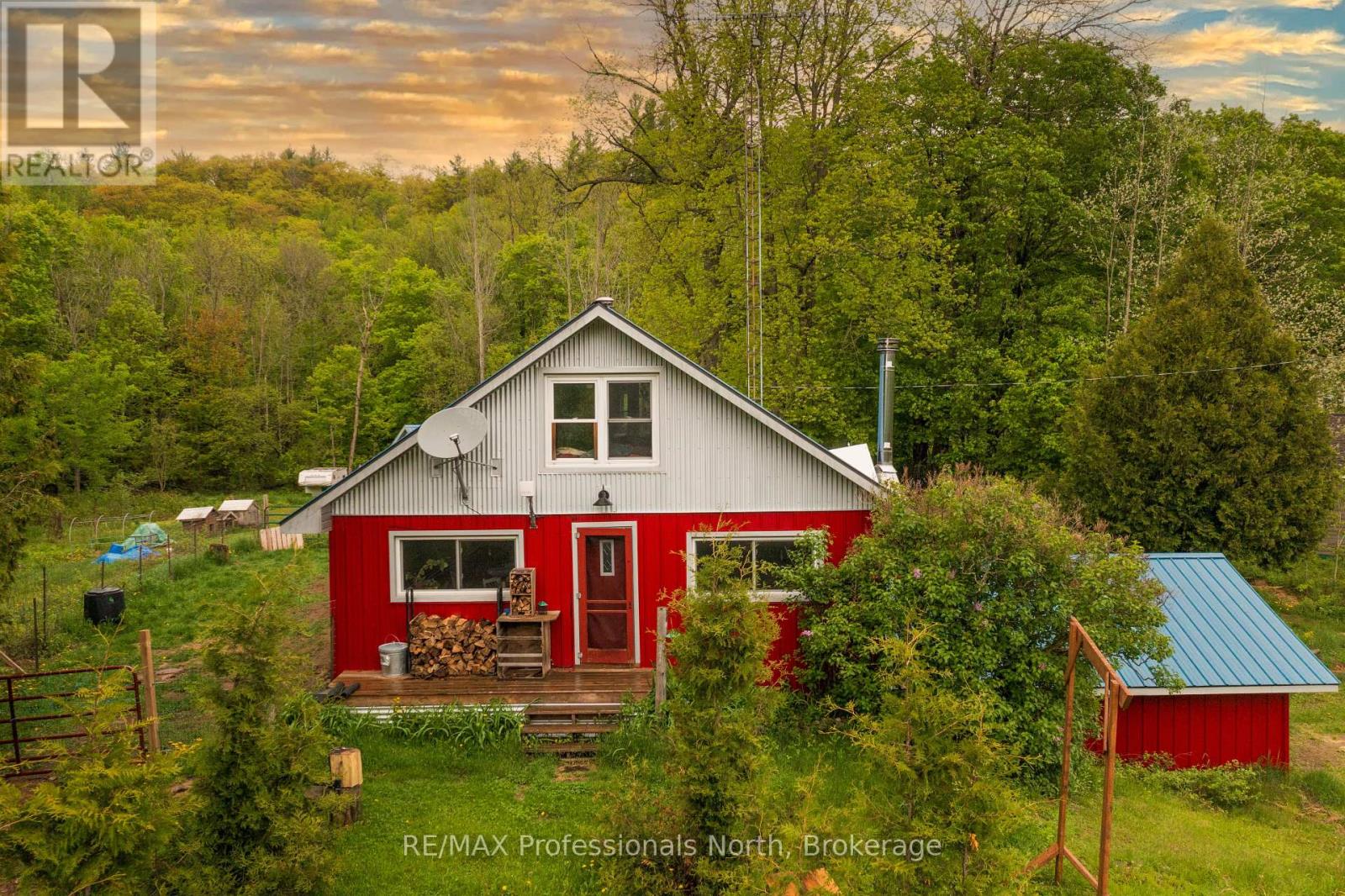 24430 Highway 35 Highway, Lake Of Bays, Ontario  P0A 1E0 - Photo 1 - X12220930
