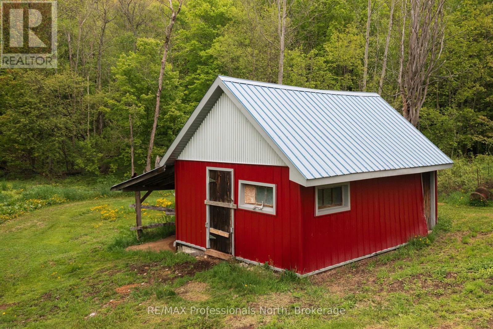 24430 Highway 35 Highway, Lake Of Bays, Ontario  P0A 1E0 - Photo 7 - X12220930