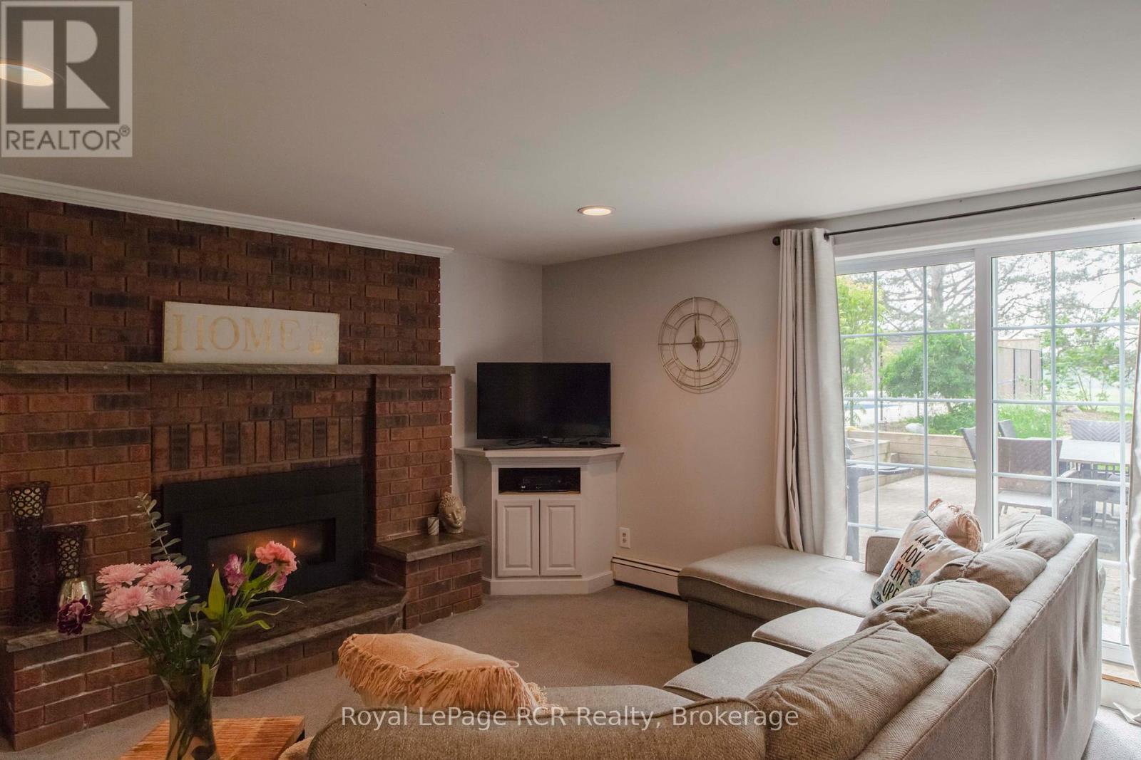 202122 21 Highway, Georgian Bluffs, Ontario  N4K 5N7 - Photo 24 - X12220957