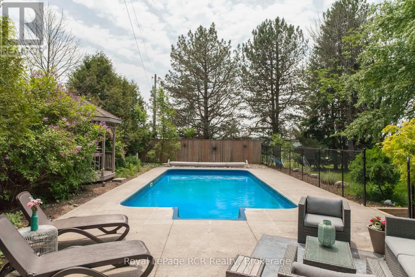 202122 21 Highway, Georgian Bluffs, Ontario  N4K 5N7 - Photo 40 - X12220957