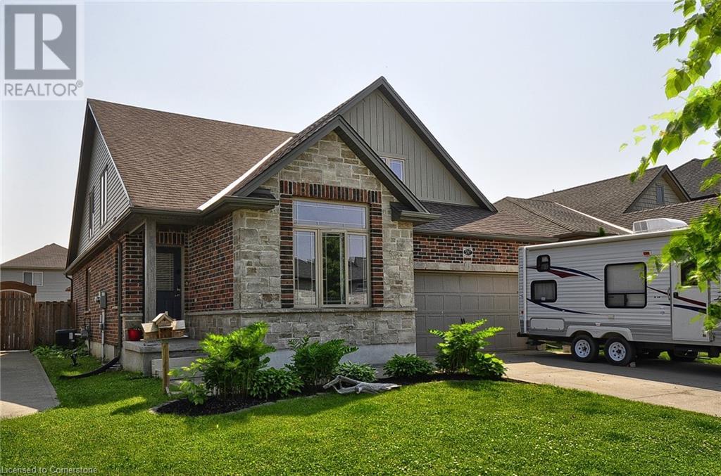 597 Sales Street, Woodstock, Ontario  N4S 0A1 - Photo 2 - 40740407