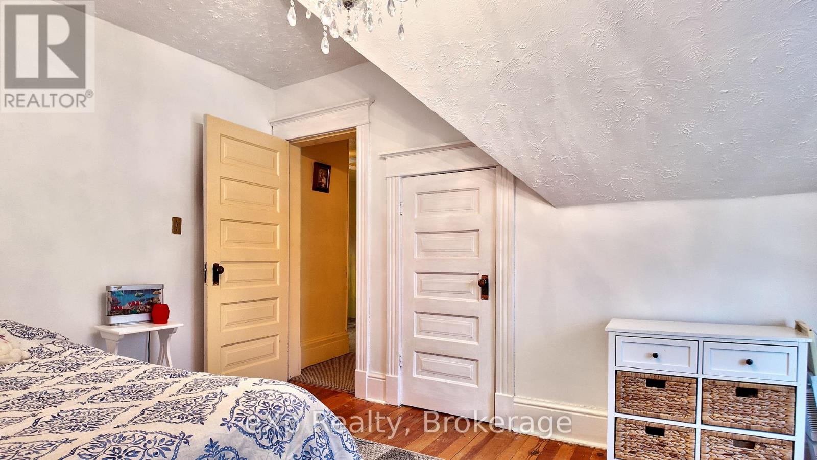 21 William Street N, Minto, Ontario  N0G 1M0 - Photo 20 - X12221004