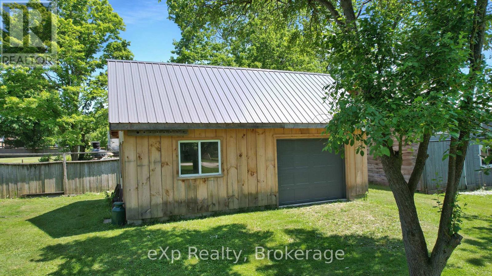 21 William Street N, Minto, Ontario  N0G 1M0 - Photo 37 - X12221004