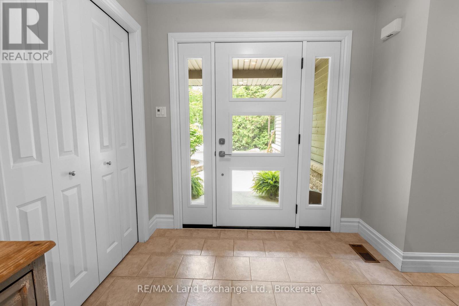 200 Trillium Drive, Saugeen Shores, Ontario  N0H 2C2 - Photo 15 - X12221028