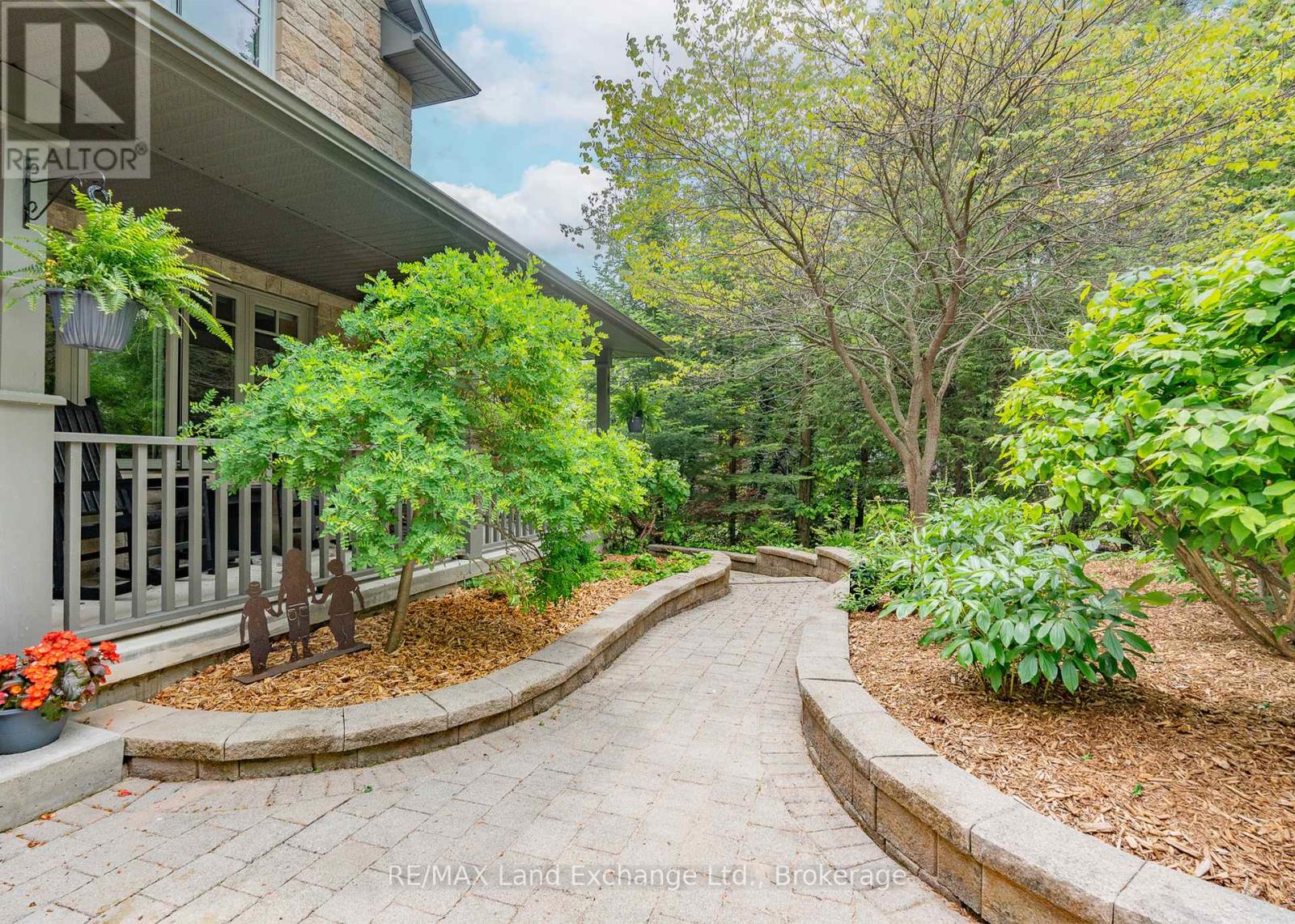 200 Trillium Drive, Saugeen Shores, Ontario  N0H 2C2 - Photo 36 - X12221028