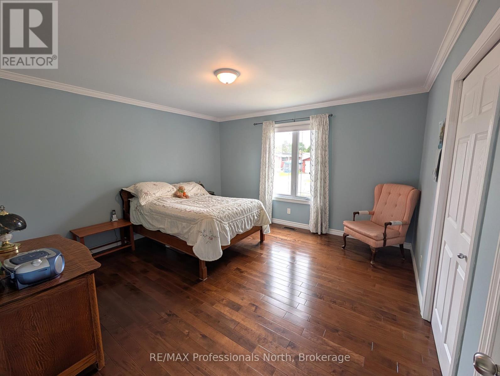 99 Cheryl Crescent, Strong, Ontario  P0A 1Z0 - Photo 12 - X12221029