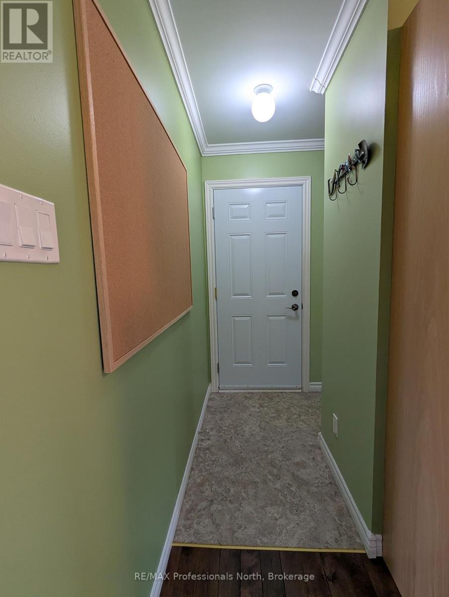 99 Cheryl Crescent, Strong, Ontario  P0A 1Z0 - Photo 15 - X12221029