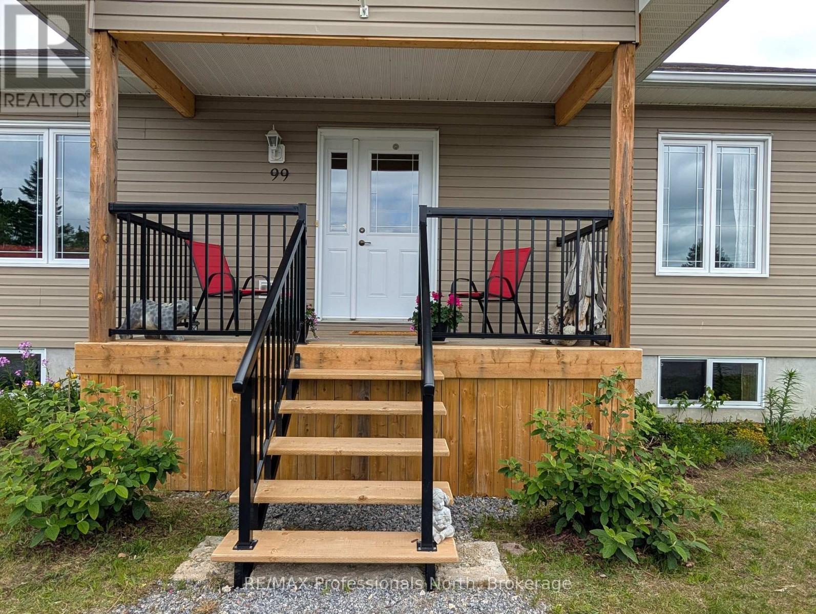 99 Cheryl Crescent, Strong, Ontario  P0A 1Z0 - Photo 7 - X12221029