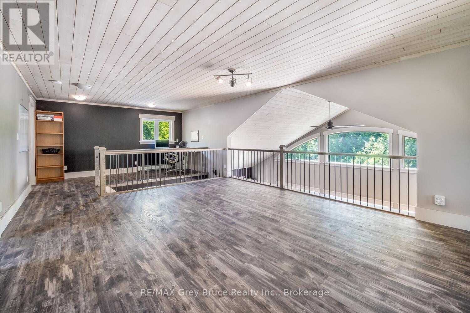 62 Cape Hurd Road, Northern Bruce Peninsula, Ontario  N0H 2R0 - Photo 25 - X12221049