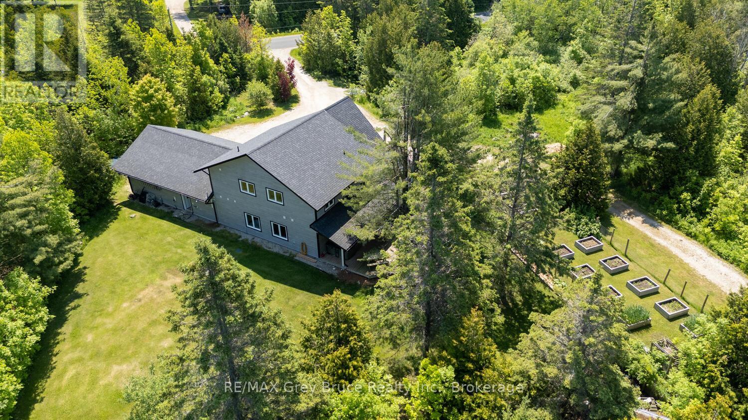 62 Cape Hurd Road, Northern Bruce Peninsula, Ontario  N0H 2R0 - Photo 31 - X12221049
