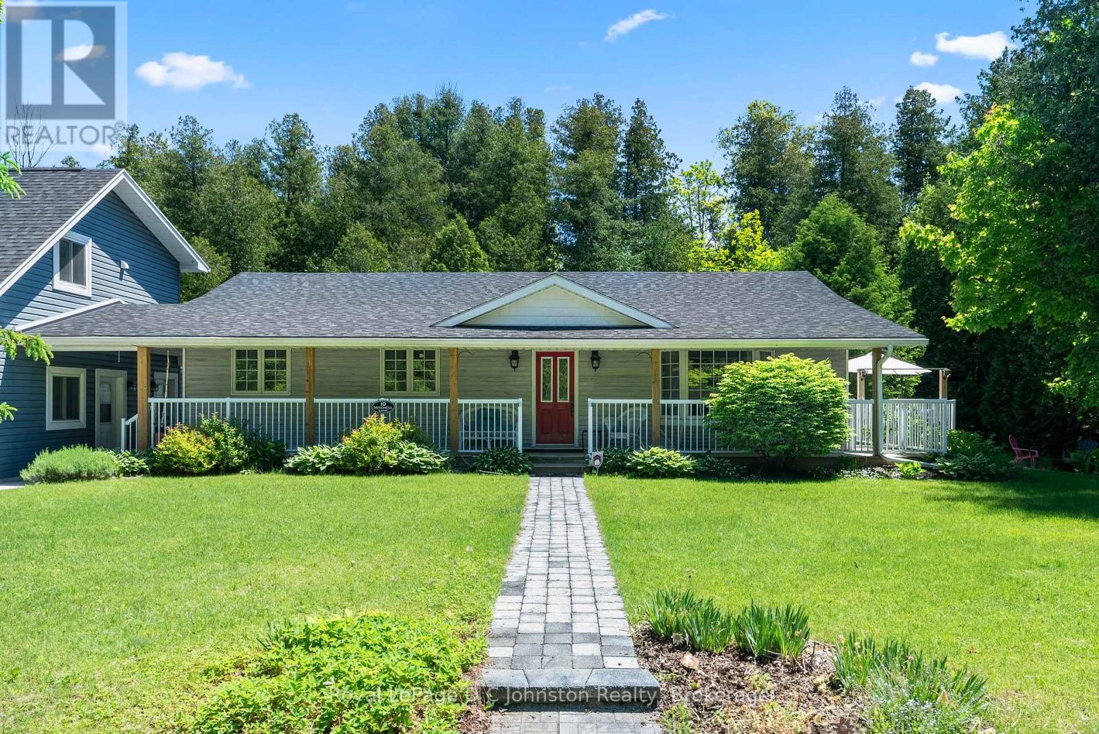 10 Mitchell Lane, Saugeen Shores, Ontario  N0H 2C1 - Photo 7 - X12221055
