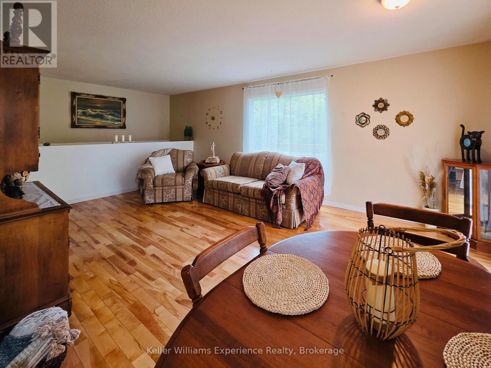 26 Walter Street, Huntsville, Ontario  P1H 1W2 - Photo 13 - X12221069