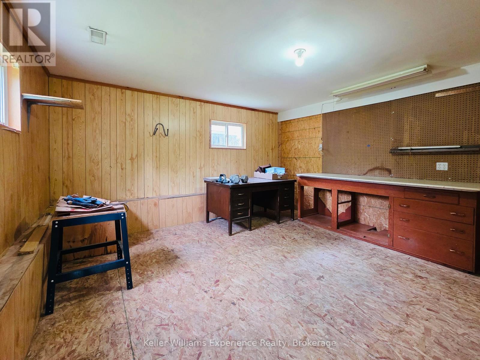 26 Walter Street, Huntsville, Ontario  P1H 1W2 - Photo 41 - X12221069