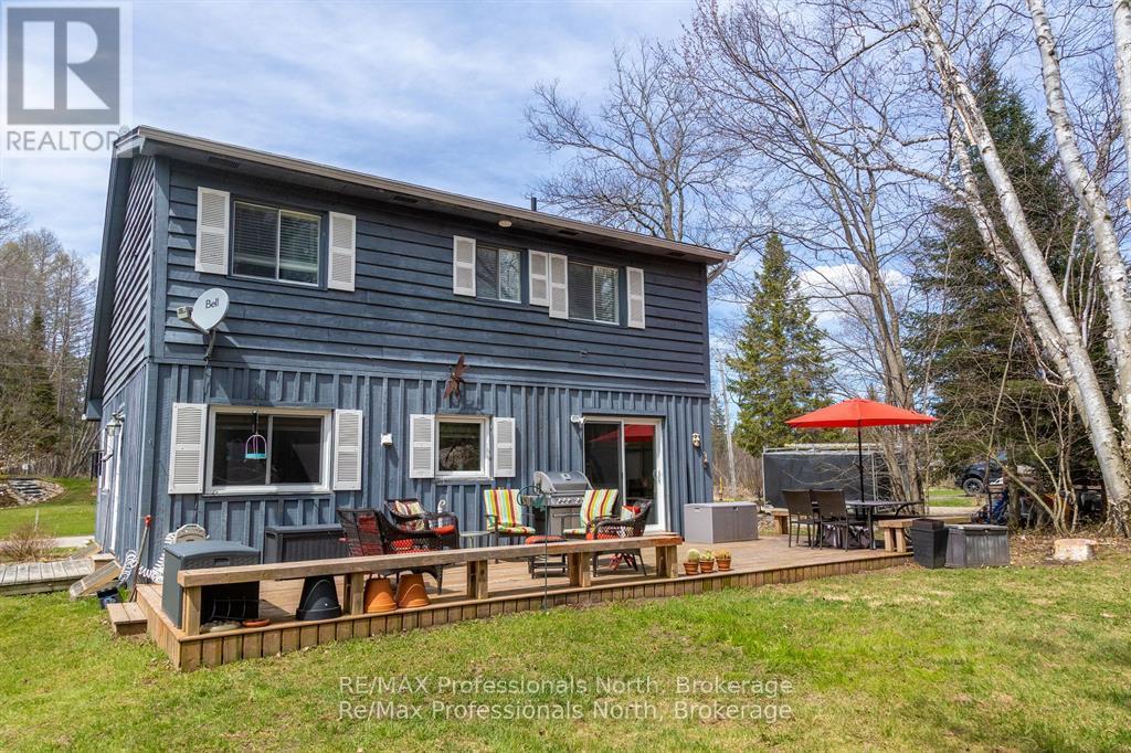 80 Invergordon Avenue, Minden Hills, Ontario  K0M 2K0 - Photo 14 - X12221096