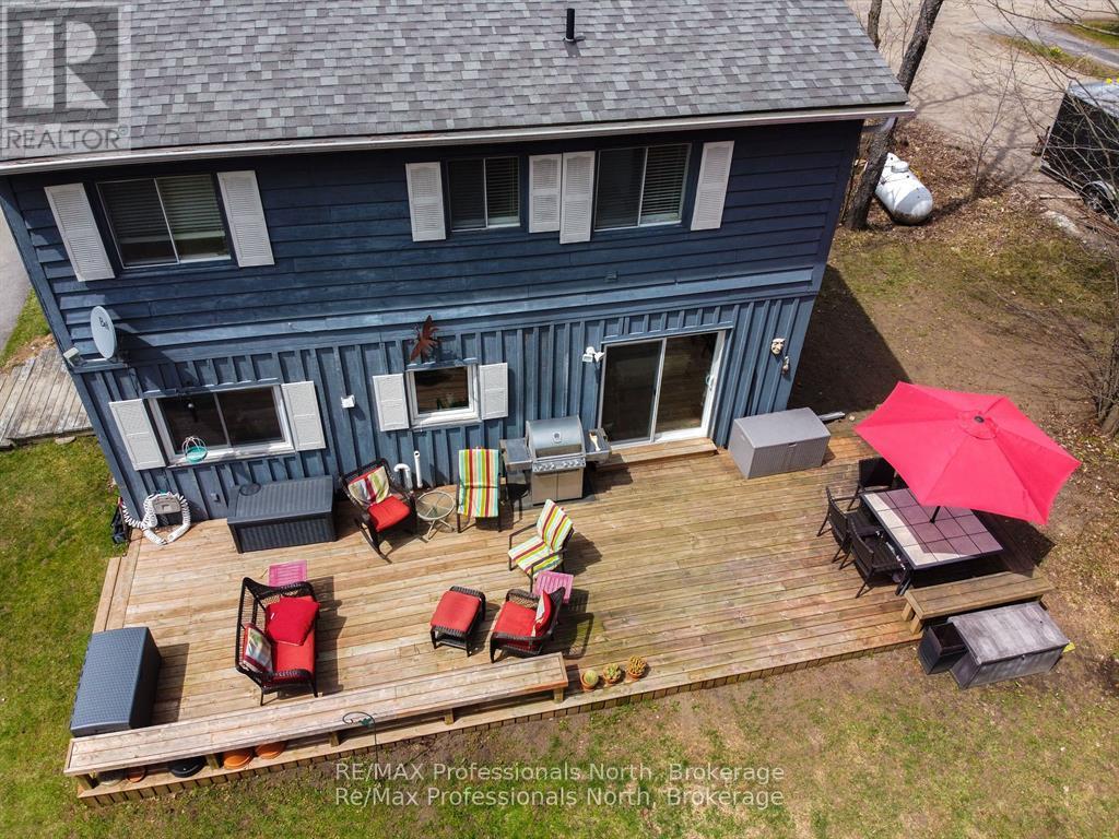80 Invergordon Avenue, Minden Hills, Ontario  K0M 2K0 - Photo 9 - X12221096