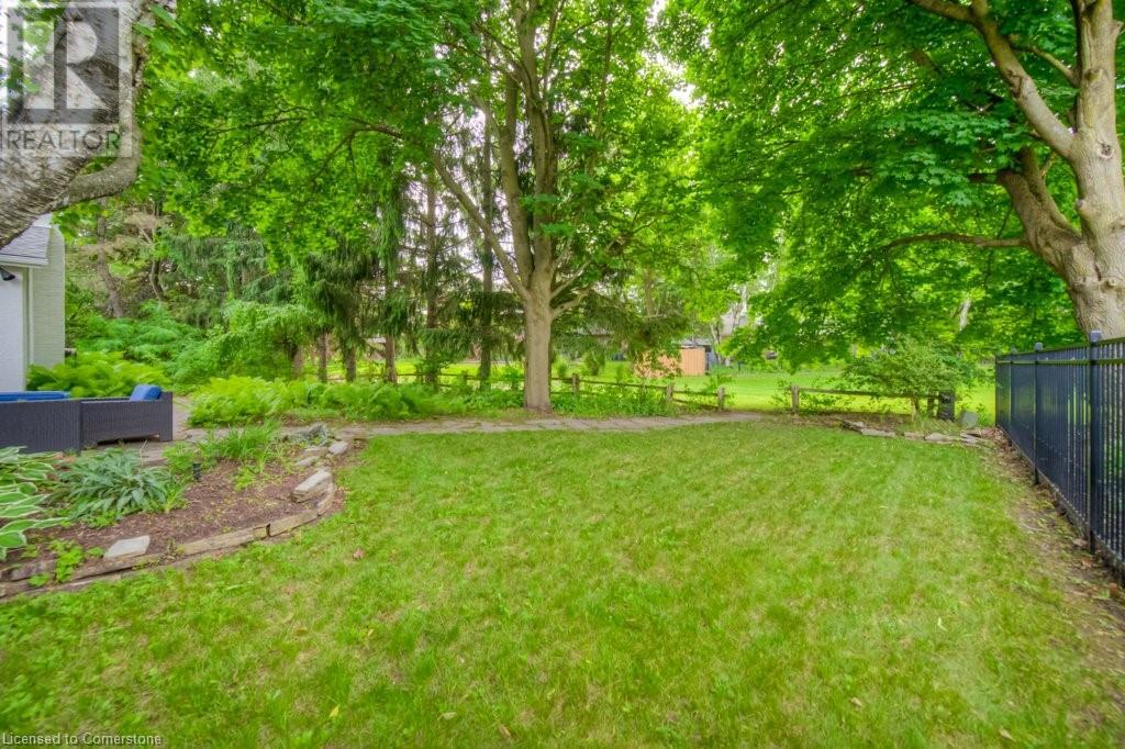17 Post Horn Place, Waterloo, Ontario  N2L 5E8 - Photo 41 - 40740468