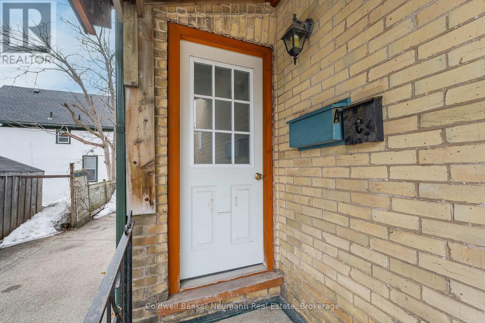 155 Weber Street E, Kitchener, Ontario  N2H 1E1 - Photo 27 - X12221181