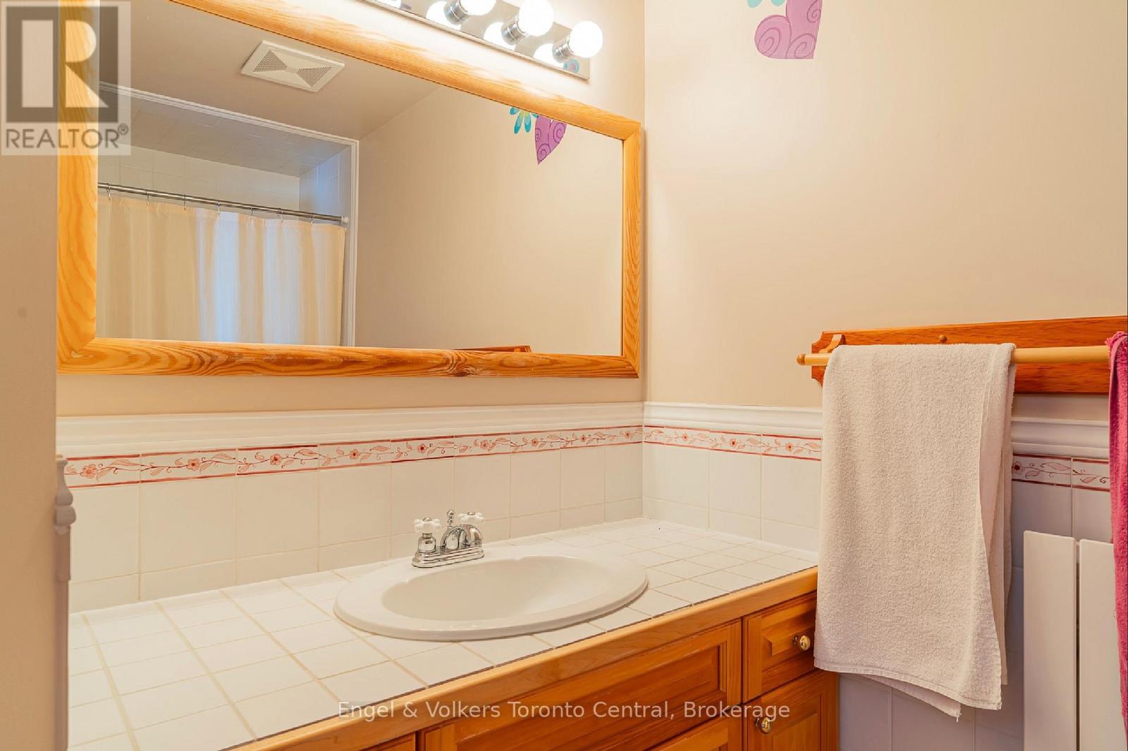 496083 Grey Road 2 Road, Blue Mountains, Ontario  N0H 1J0 - Photo 15 - X12221199