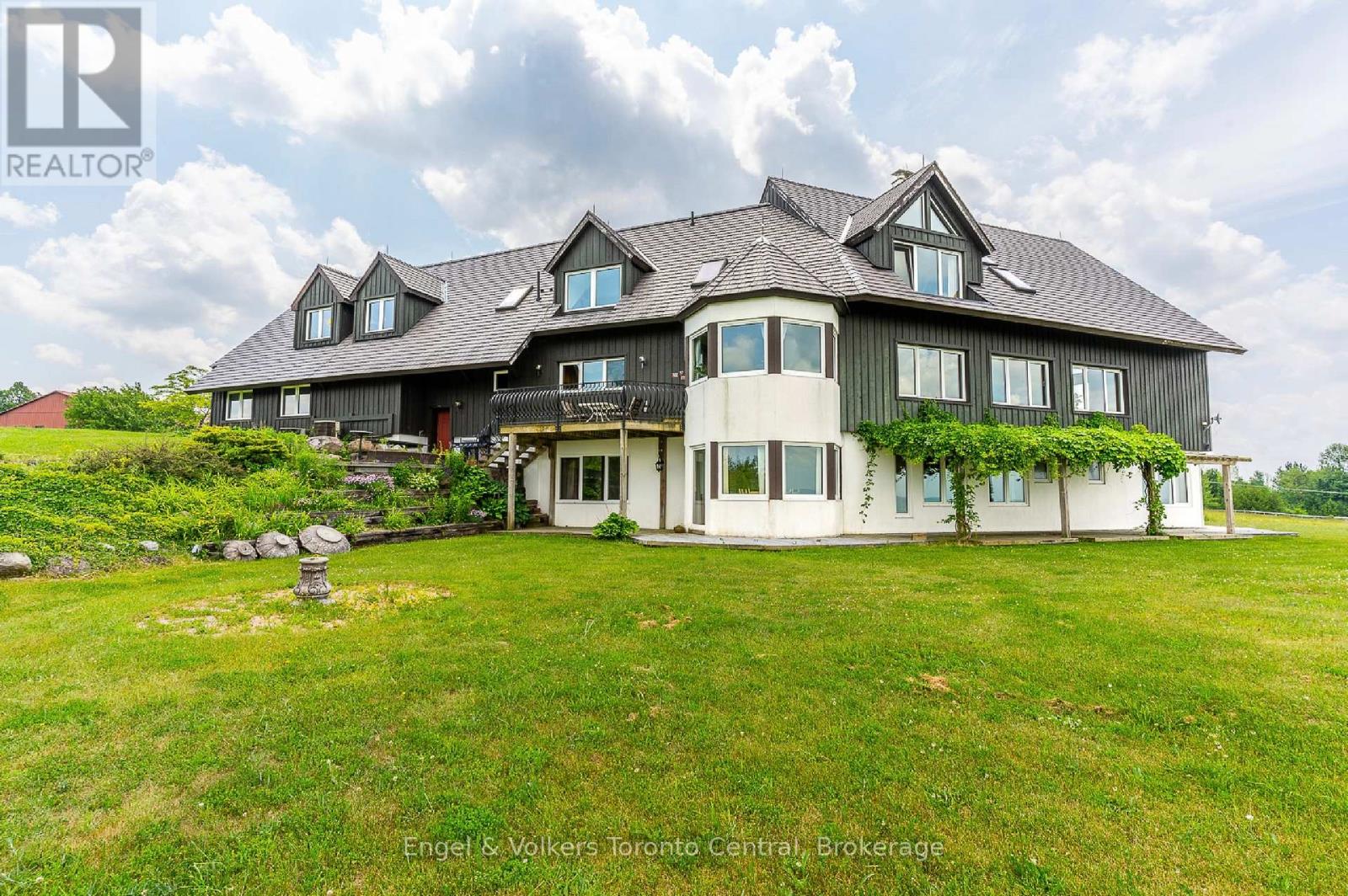 496083 Grey Road 2 Road, Blue Mountains, Ontario  N0H 1J0 - Photo 5 - X12221199