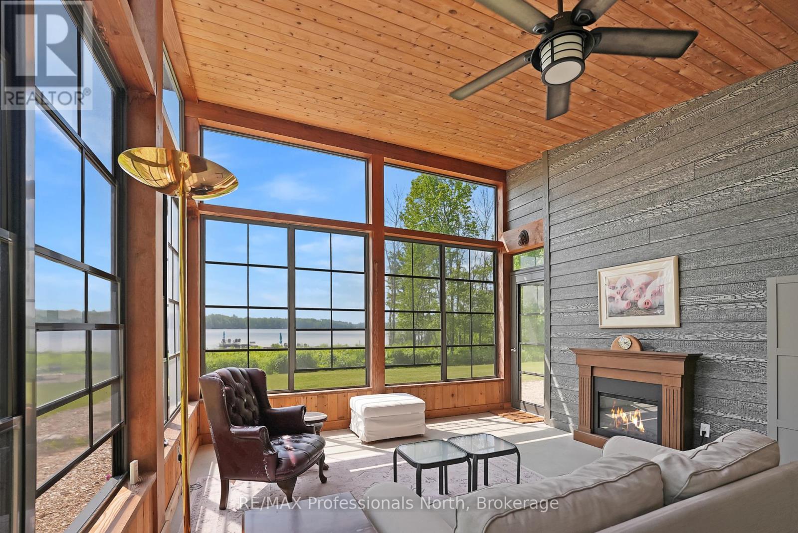 1049 Twin Rocks Lane, Algonquin Highlands, Ontario  K0M 1S0 - Photo 6 - X12221336