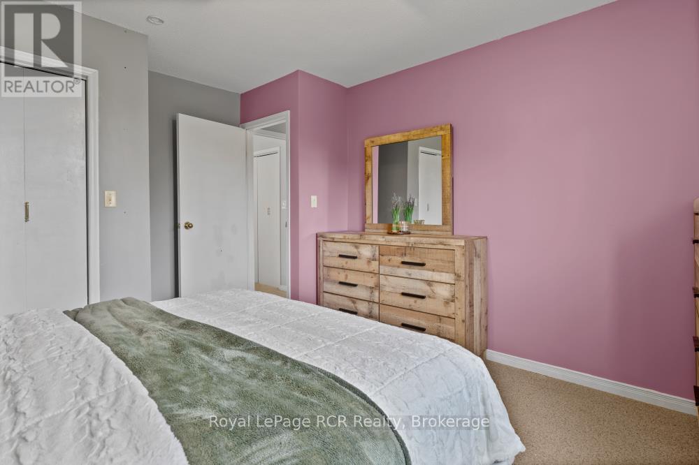 78 Mill Street E, Perth East, Ontario  N0K 1M0 - Photo 28 - X12221427