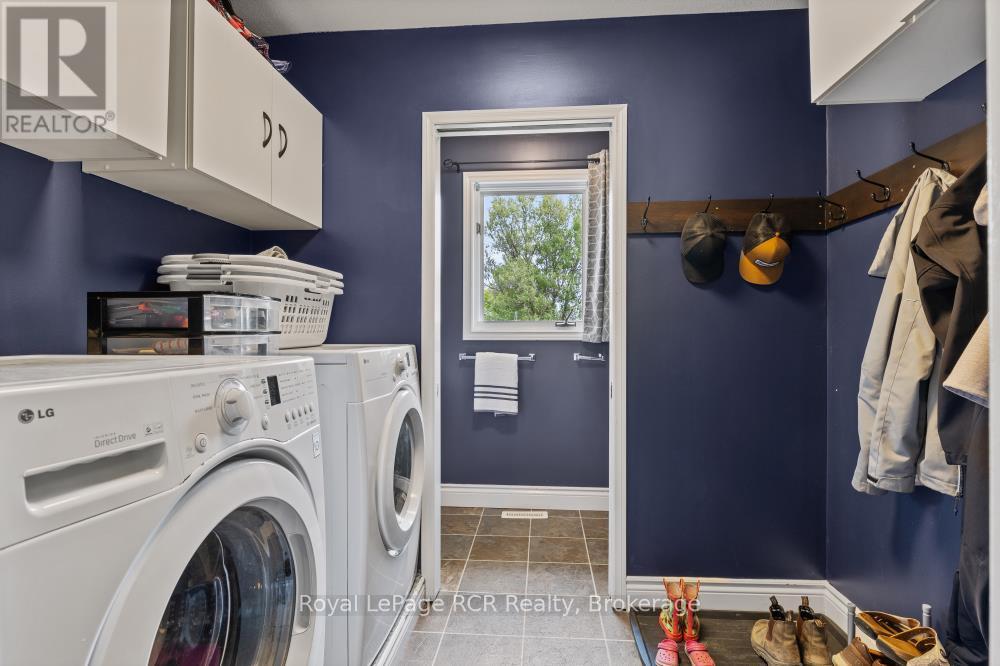 78 Mill Street E, Perth East, Ontario  N0K 1M0 - Photo 31 - X12221427