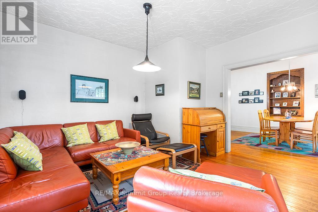 795099 East Back Line, Grey Highlands, Ontario  N0C 1H0 - Photo 15 - X12221454