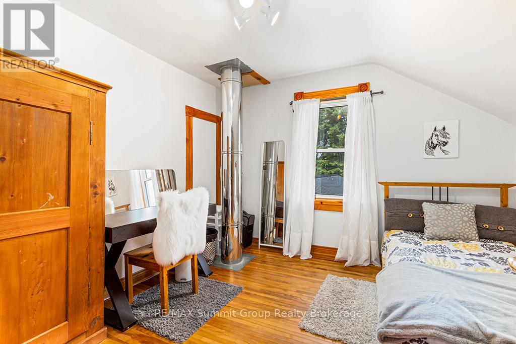 795099 East Back Line, Grey Highlands, Ontario  N0C 1H0 - Photo 23 - X12221454