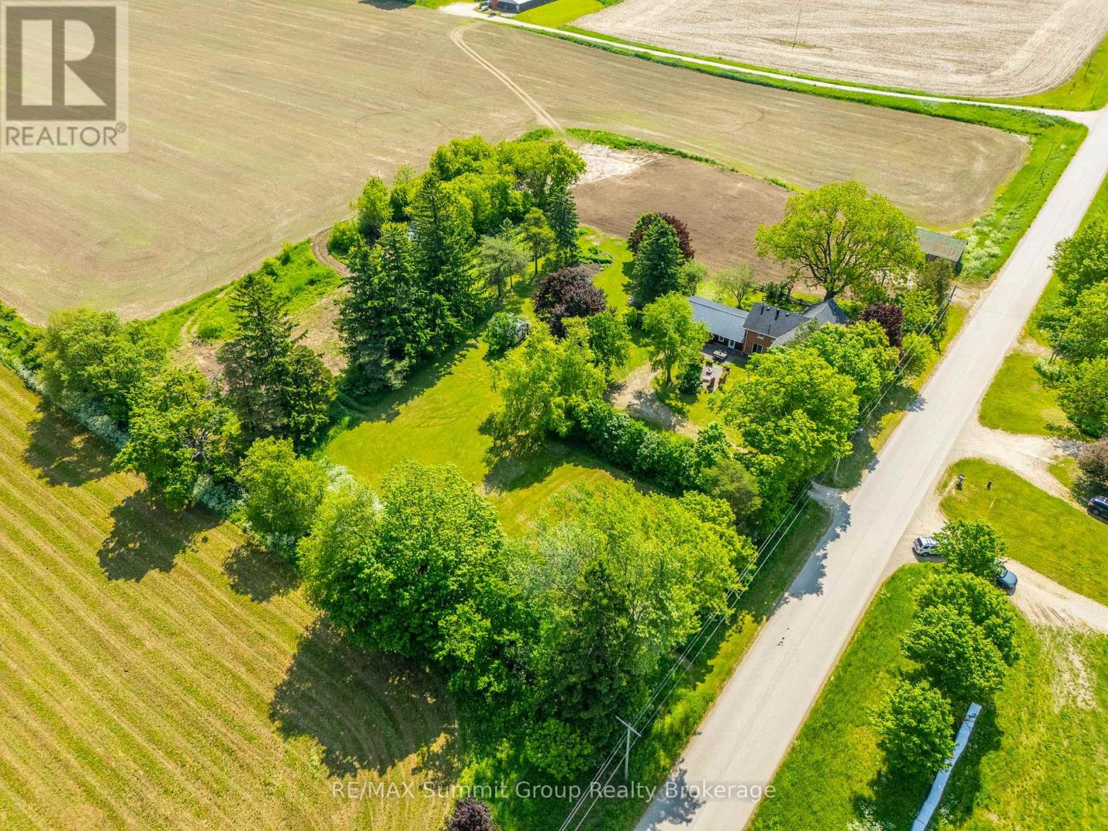 795099 East Back Line, Grey Highlands, Ontario  N0C 1H0 - Photo 4 - X12221454
