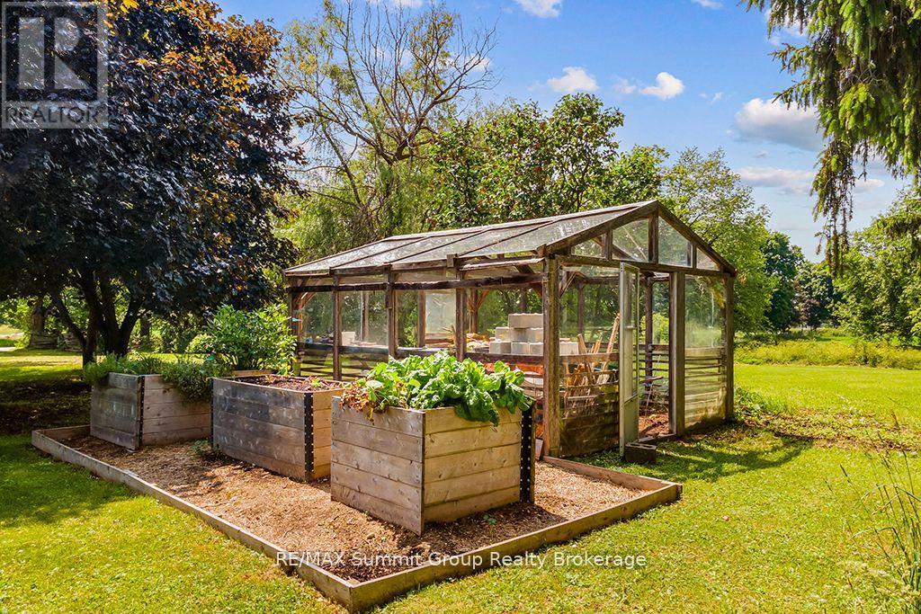 795099 East Back Line, Grey Highlands, Ontario  N0C 1H0 - Photo 41 - X12221454