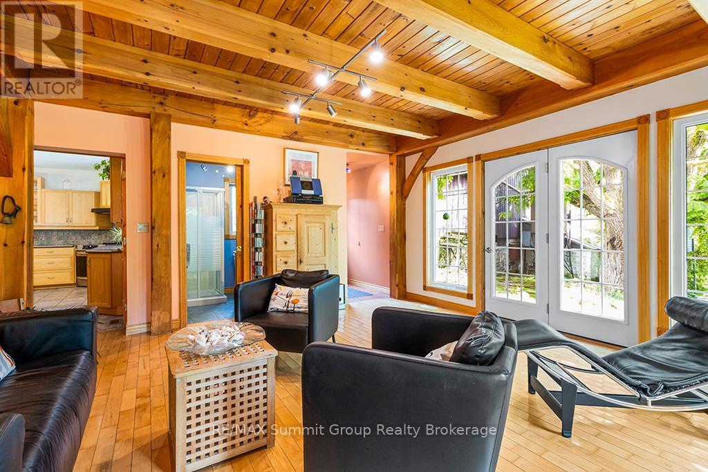 795099 East Back Line, Grey Highlands, Ontario  N0C 1H0 - Photo 7 - X12221454