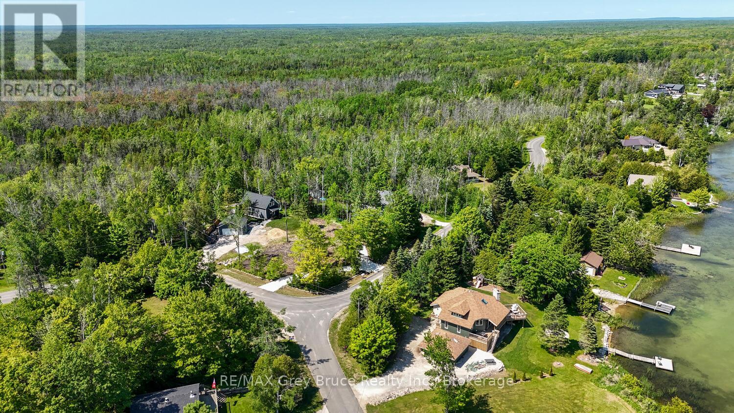 11 Miller Lake Shore Road, Northern Bruce Peninsula, Ontario  N0H 1Z0 - Photo 4 - X12221568