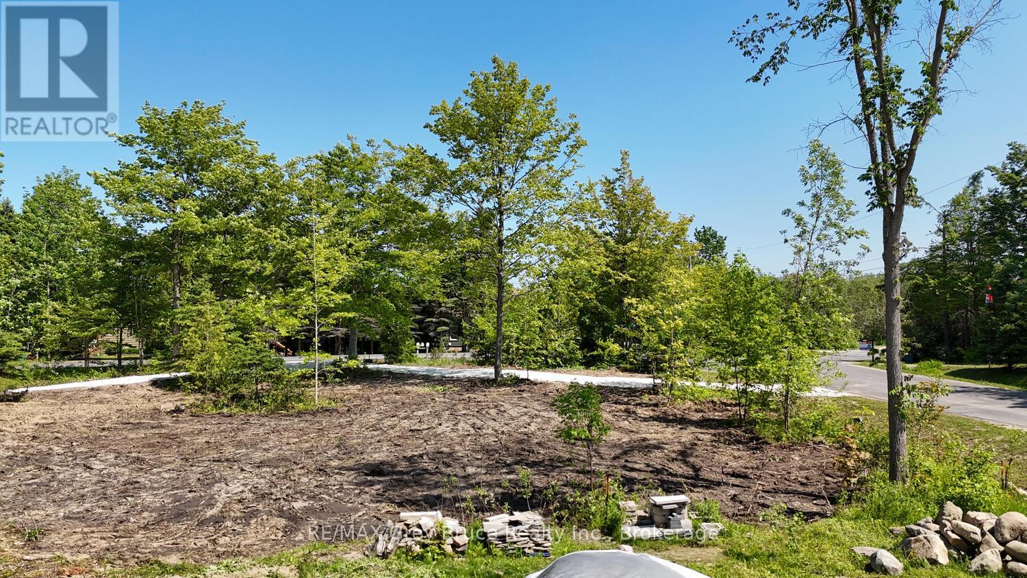 11 Miller Lake Shore Road, Northern Bruce Peninsula, Ontario  N0H 1Z0 - Photo 7 - X12221568