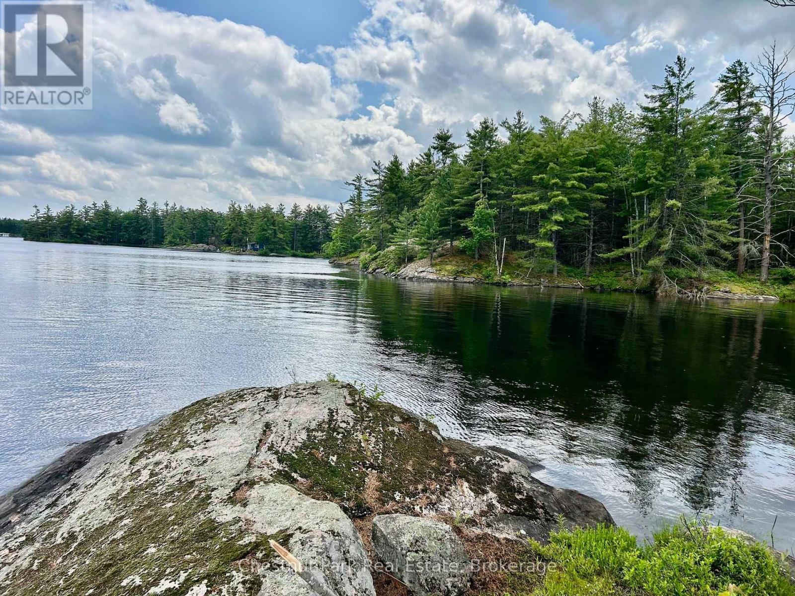 Part 2 Burnt Island, Gravenhurst, Ontario  P0E 1G0 - Photo 29 - X12221577