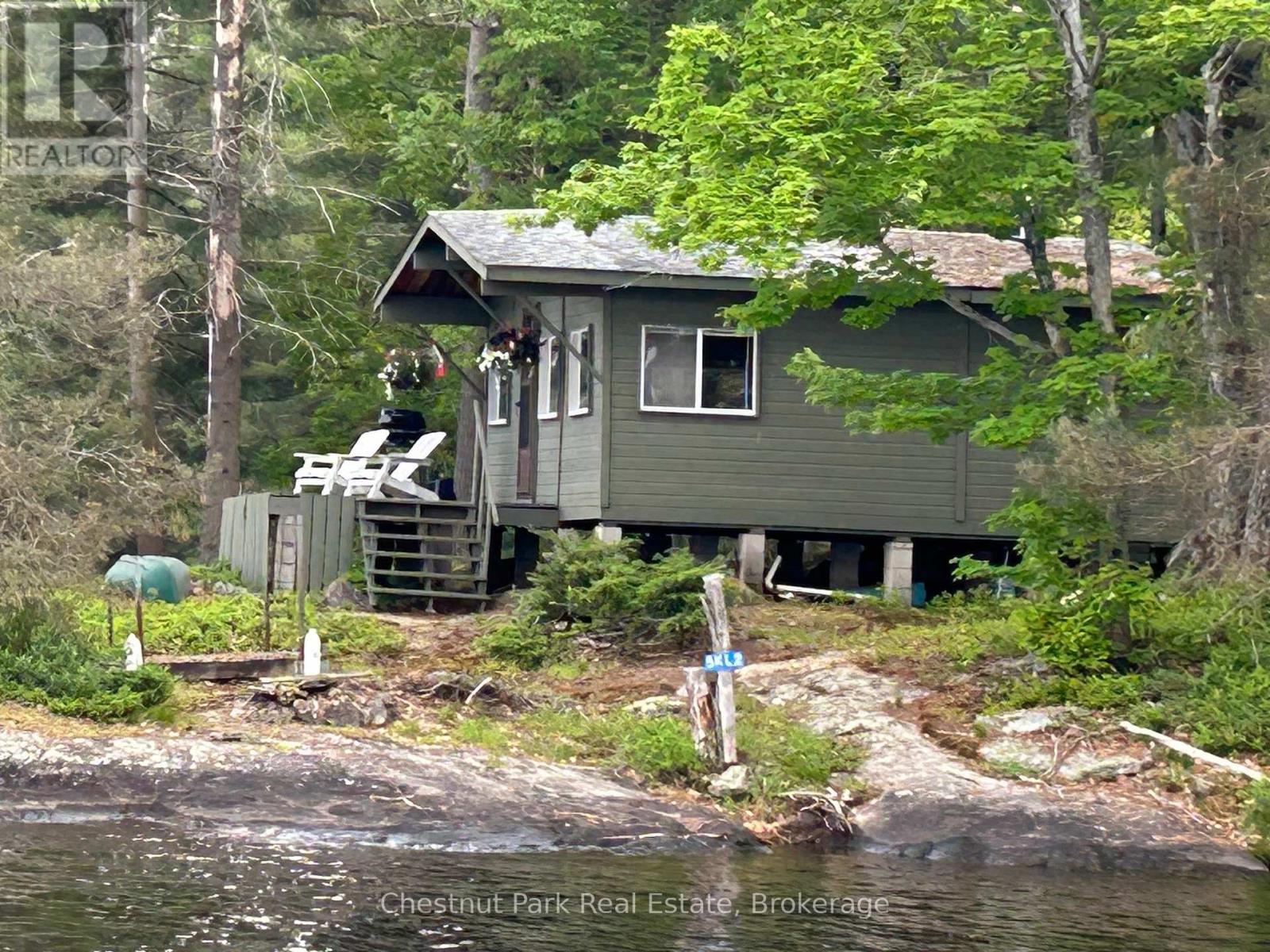 Part 2 Burnt Island, Gravenhurst, Ontario  P0E 1G0 - Photo 3 - X12221577