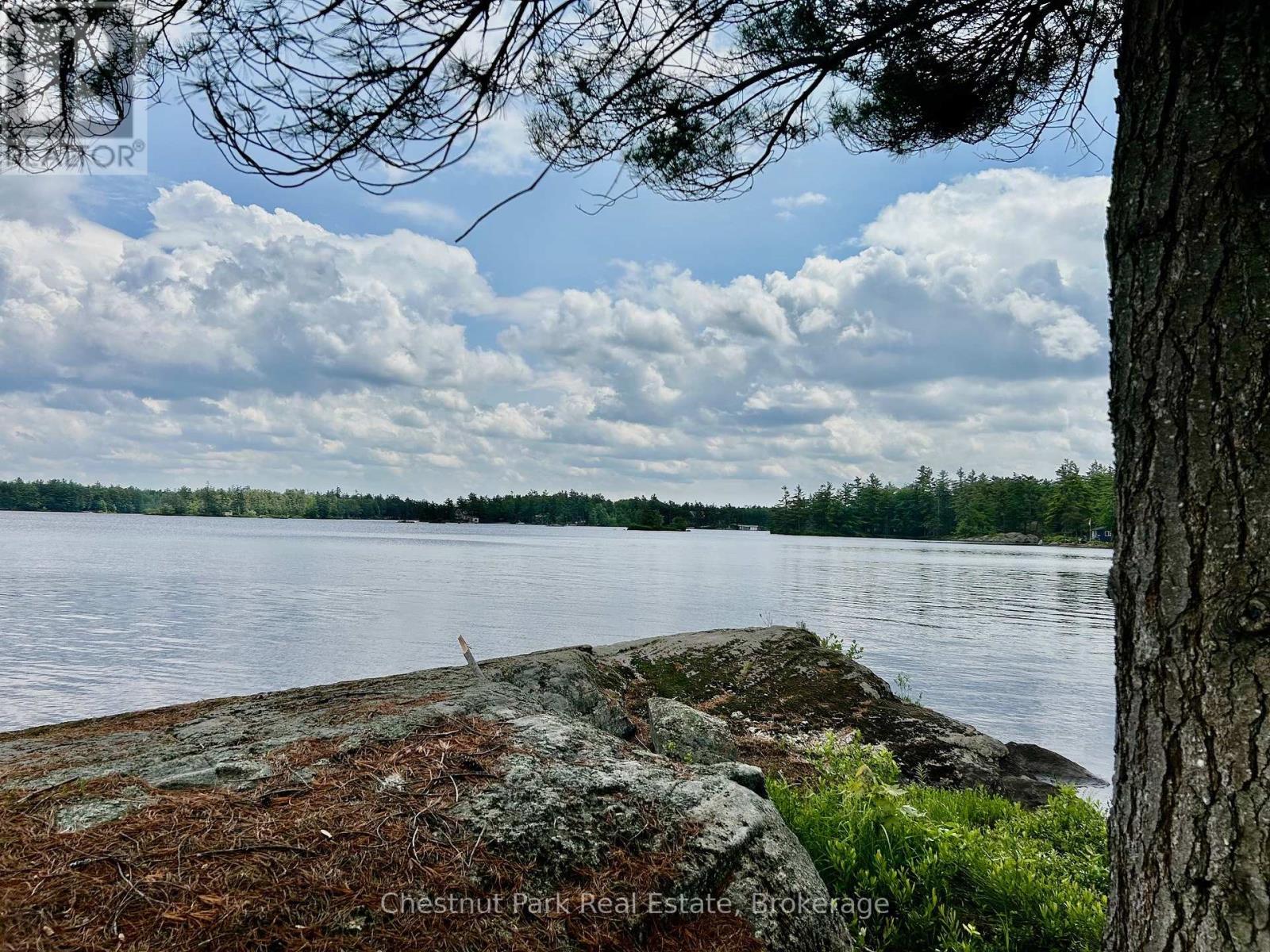Part 2 Burnt Island, Gravenhurst, Ontario  P0E 1G0 - Photo 6 - X12221577