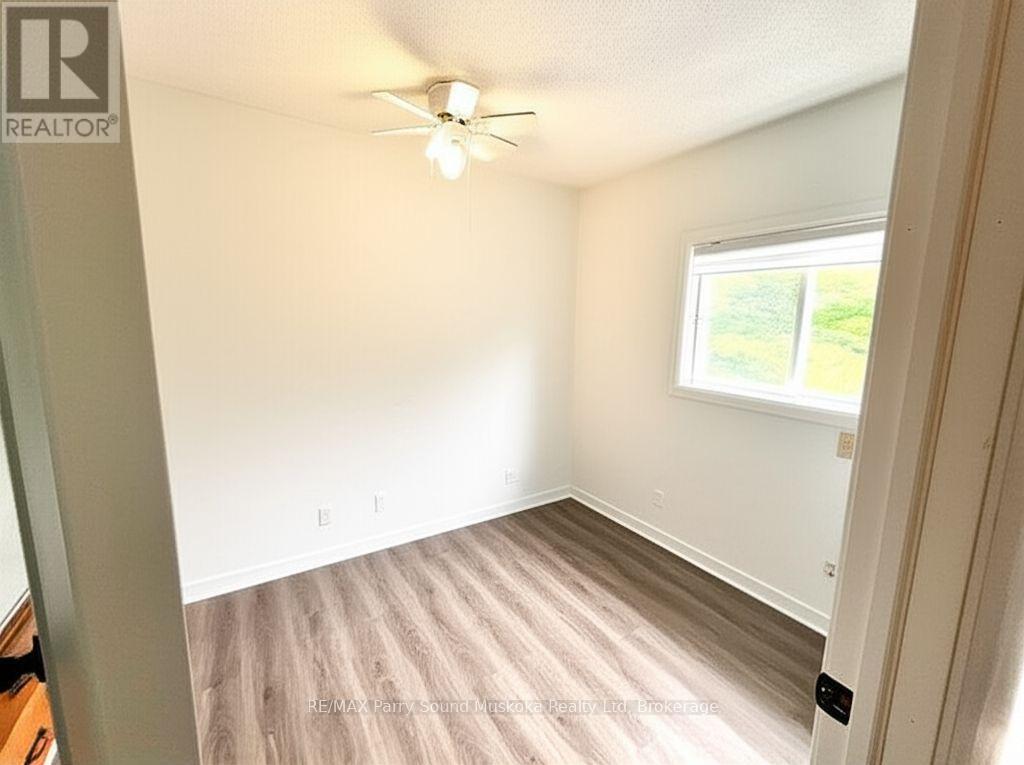10 - 21 Prospect Street, Parry Sound, Ontario  P2A 2B5 - Photo 13 - X12221819