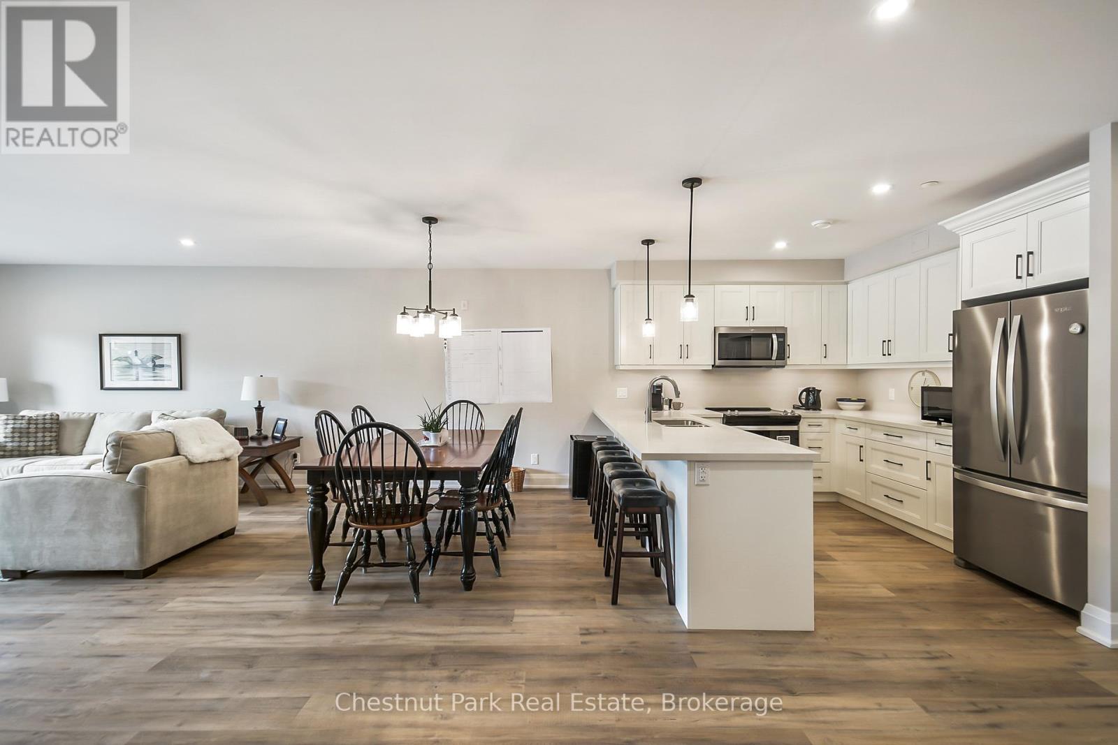 205 - 200 Anglo Street, Bracebridge, Ontario  P1L 1G4 - Photo 8 - X12221866