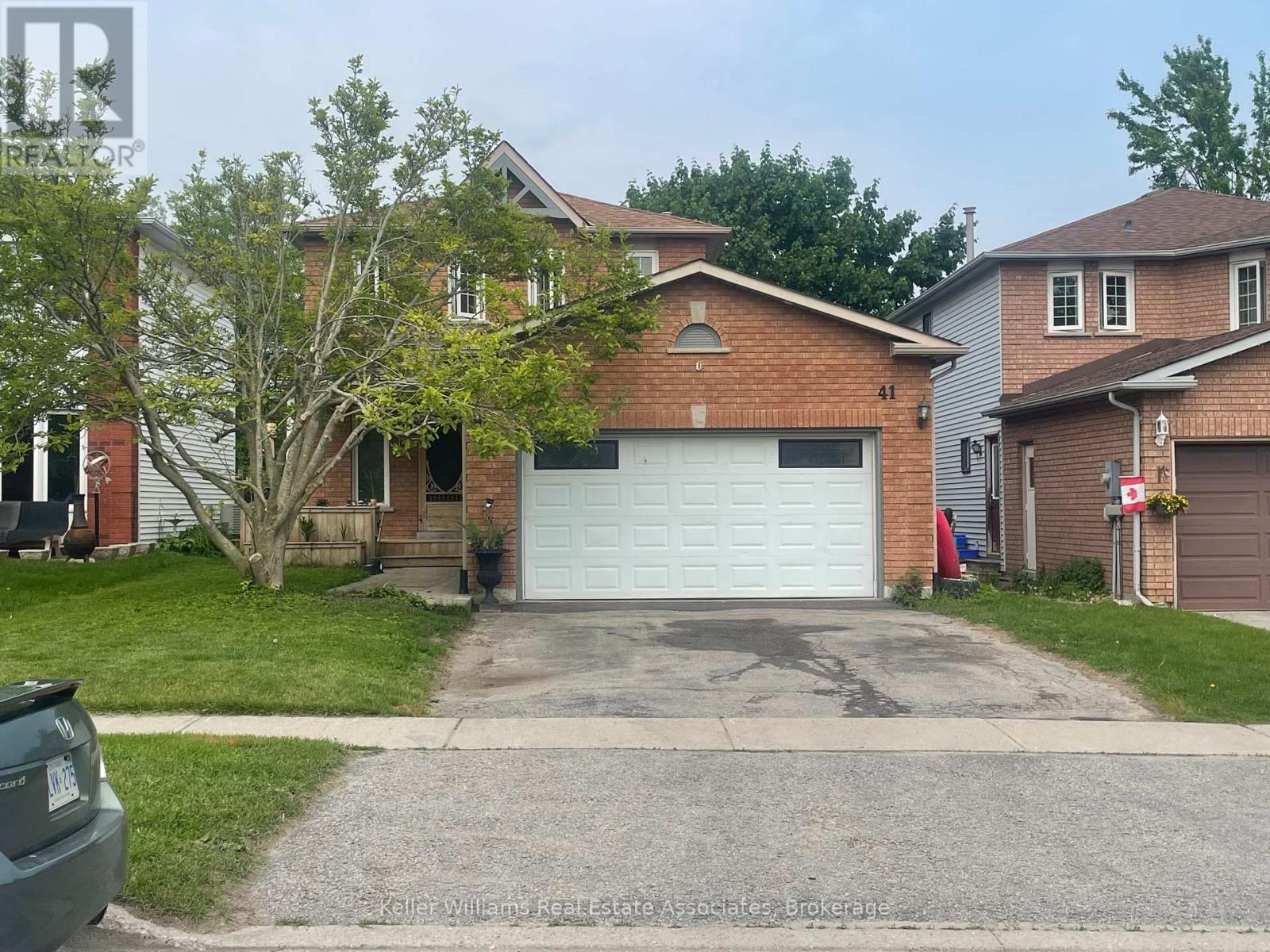 41 PENTON DRIVE, Barrie, Ontario