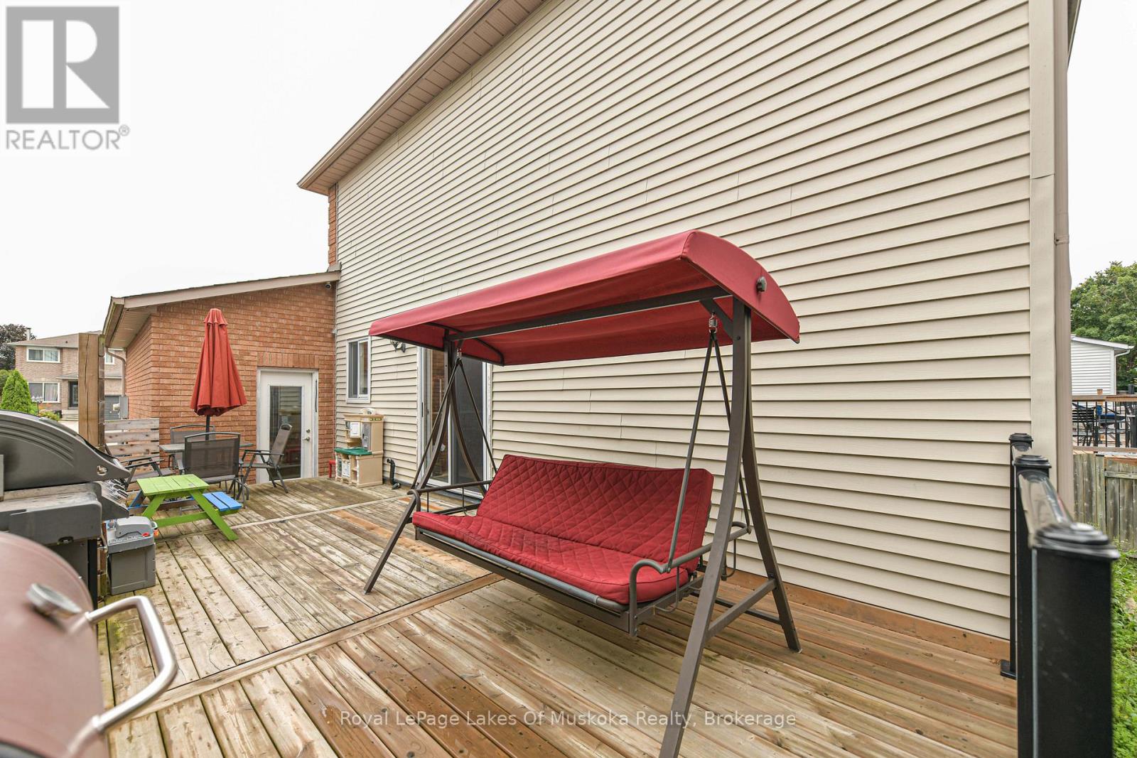 41 Penton Drive, Barrie, Ontario  L4N 7A3 - Photo 10 - S12221976