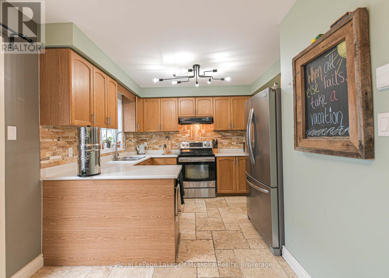 41 Penton Drive, Barrie, Ontario  L4N 7A3 - Photo 19 - S12221976