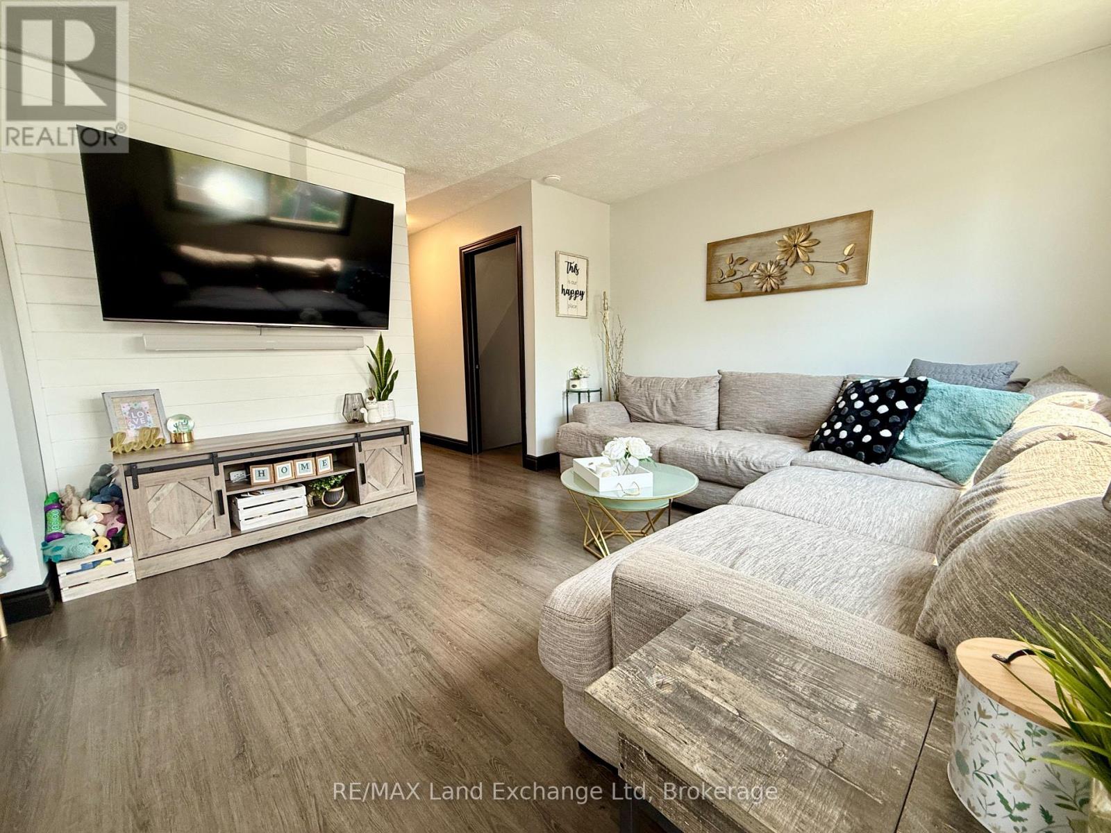 152 Bennett Street E, Goderich, Ontario  N7A 4H4 - Photo 25 - X12222040