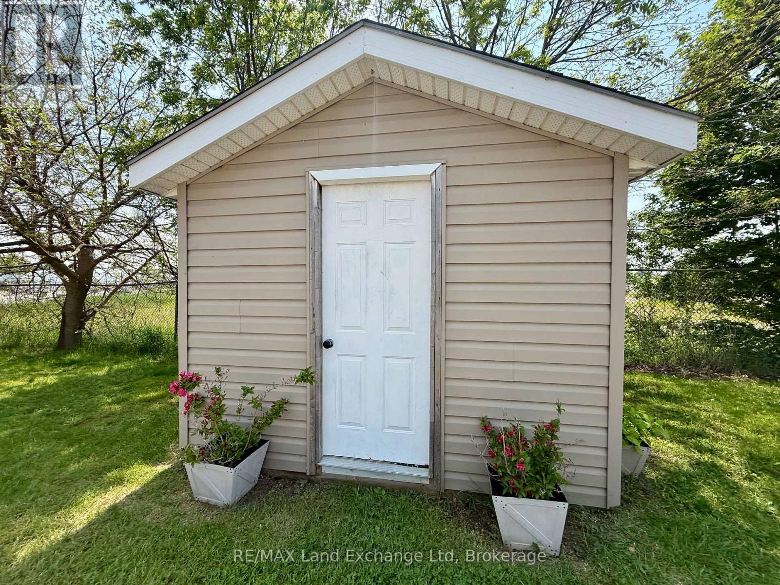 152 Bennett Street E, Goderich, Ontario  N7A 4H4 - Photo 28 - X12222040