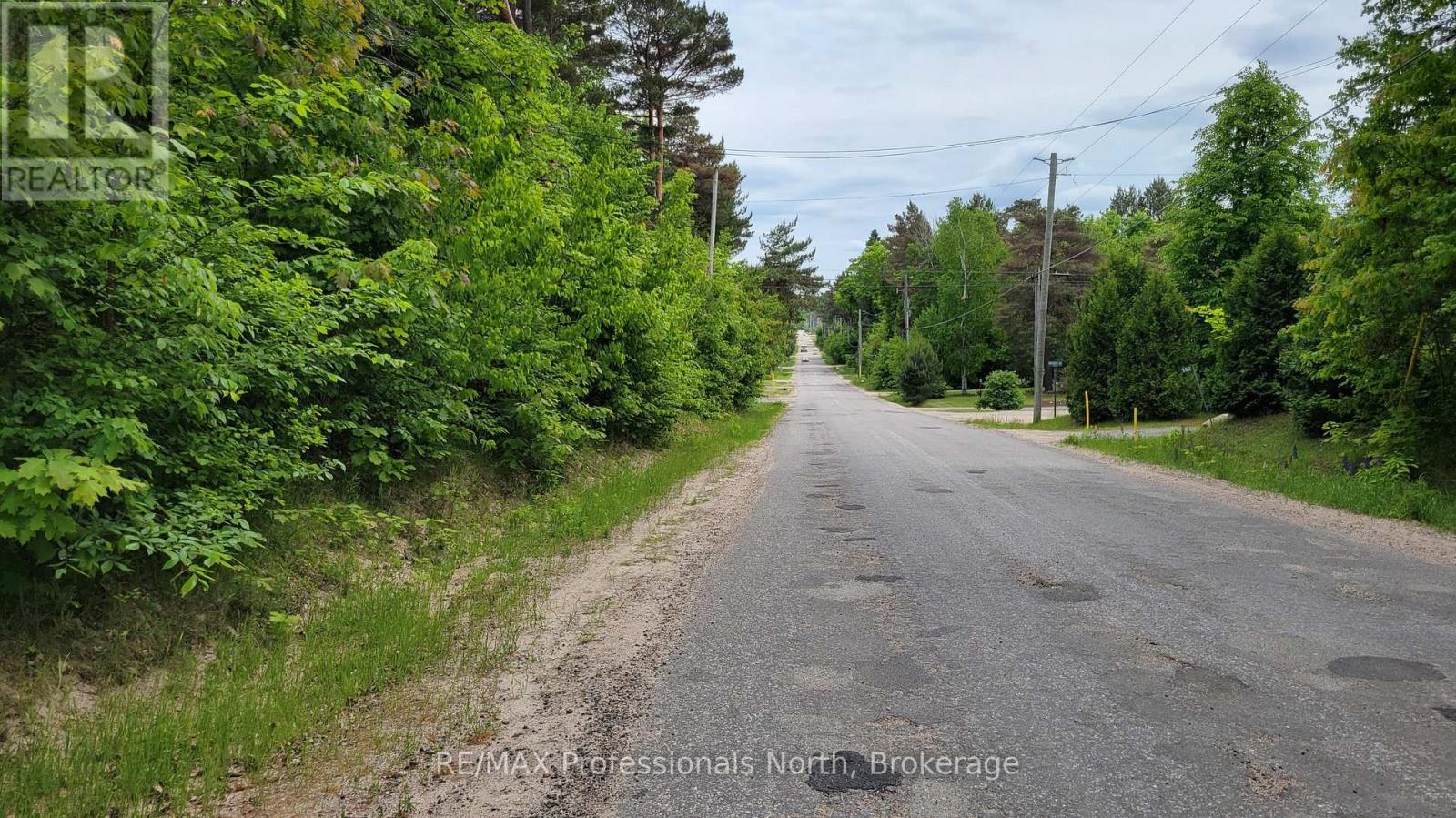 99 ALBERT STREET, Sundridge, Ontario