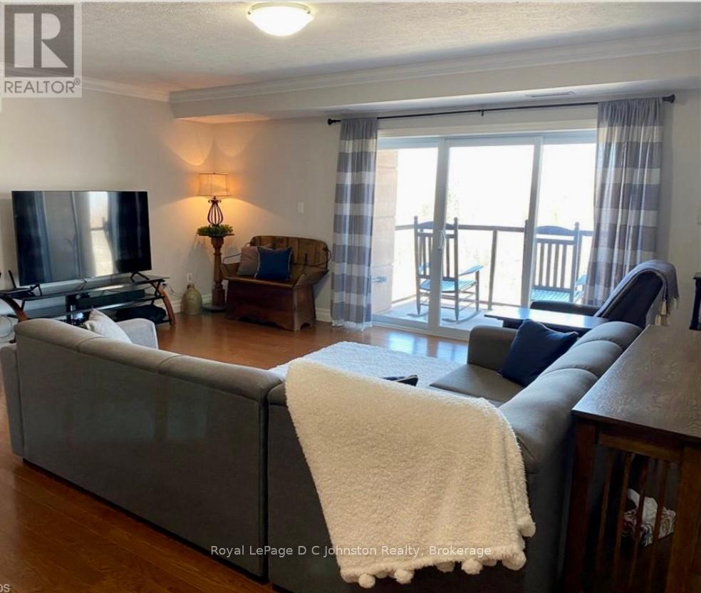 308 - 221 Adelaide Street, Saugeen Shores, Ontario  N0H 2L0 - Photo 3 - X12222210