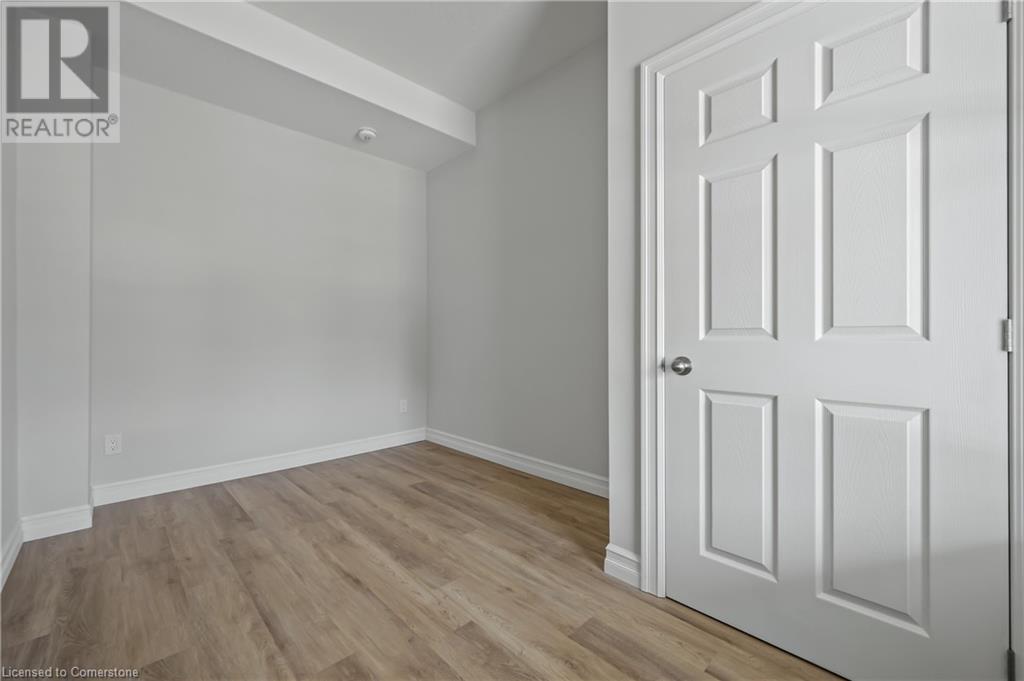 41 Chestnut Street, St. Thomas, Ontario  N5R 2A8 - Photo 17 - 40741379